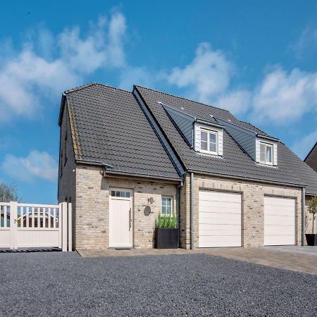 Modern Holiday Home In De Haan With Garden 外观 照片