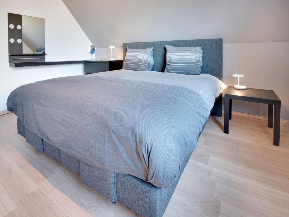 Modern Holiday Home In De Haan With Garden 外观 照片