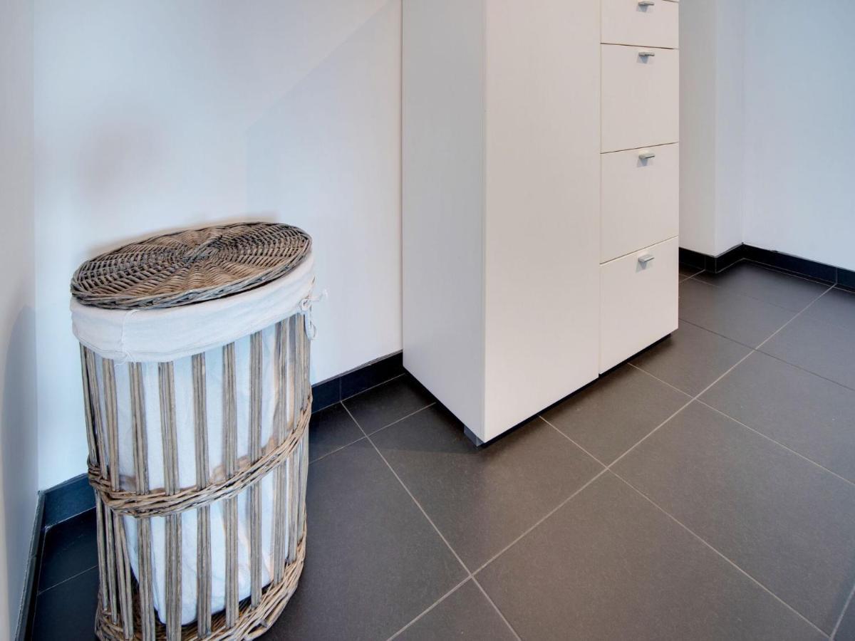 Modern Holiday Home In De Haan With Garden 外观 照片