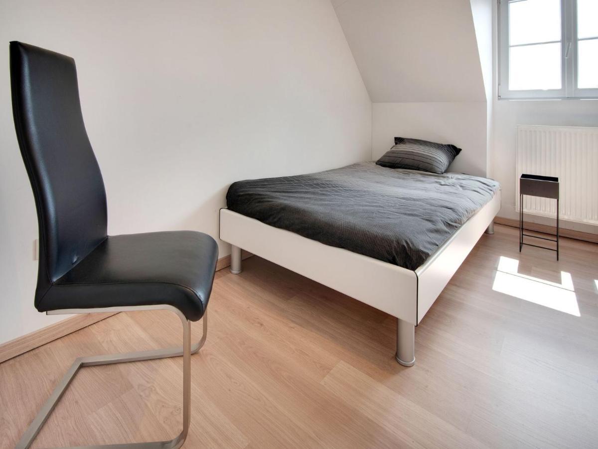 Modern Holiday Home In De Haan With Garden 外观 照片