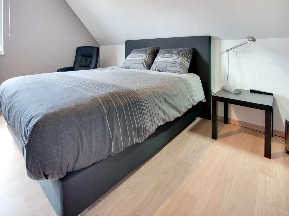 Modern Holiday Home In De Haan With Garden 外观 照片